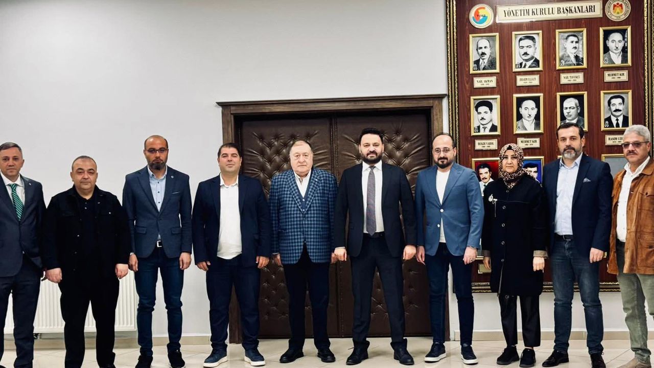 AK Parti Nevşehir Teşkilatından Ticaret ve Sanayi Odası’na Ziyaret