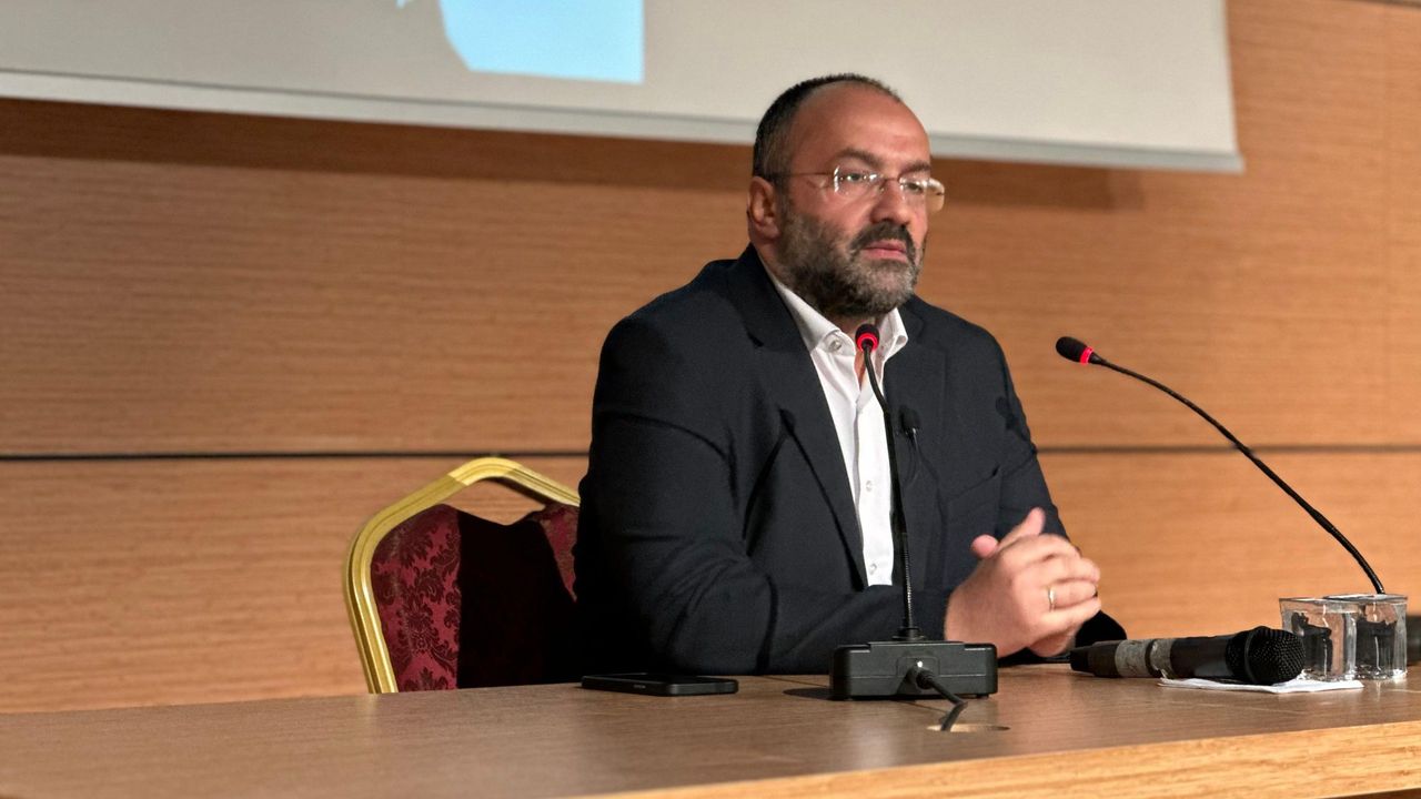 Taha Kılınç’tan Nevşehir’de “Kayıp Coğrafyanın İzinden” Konferansı