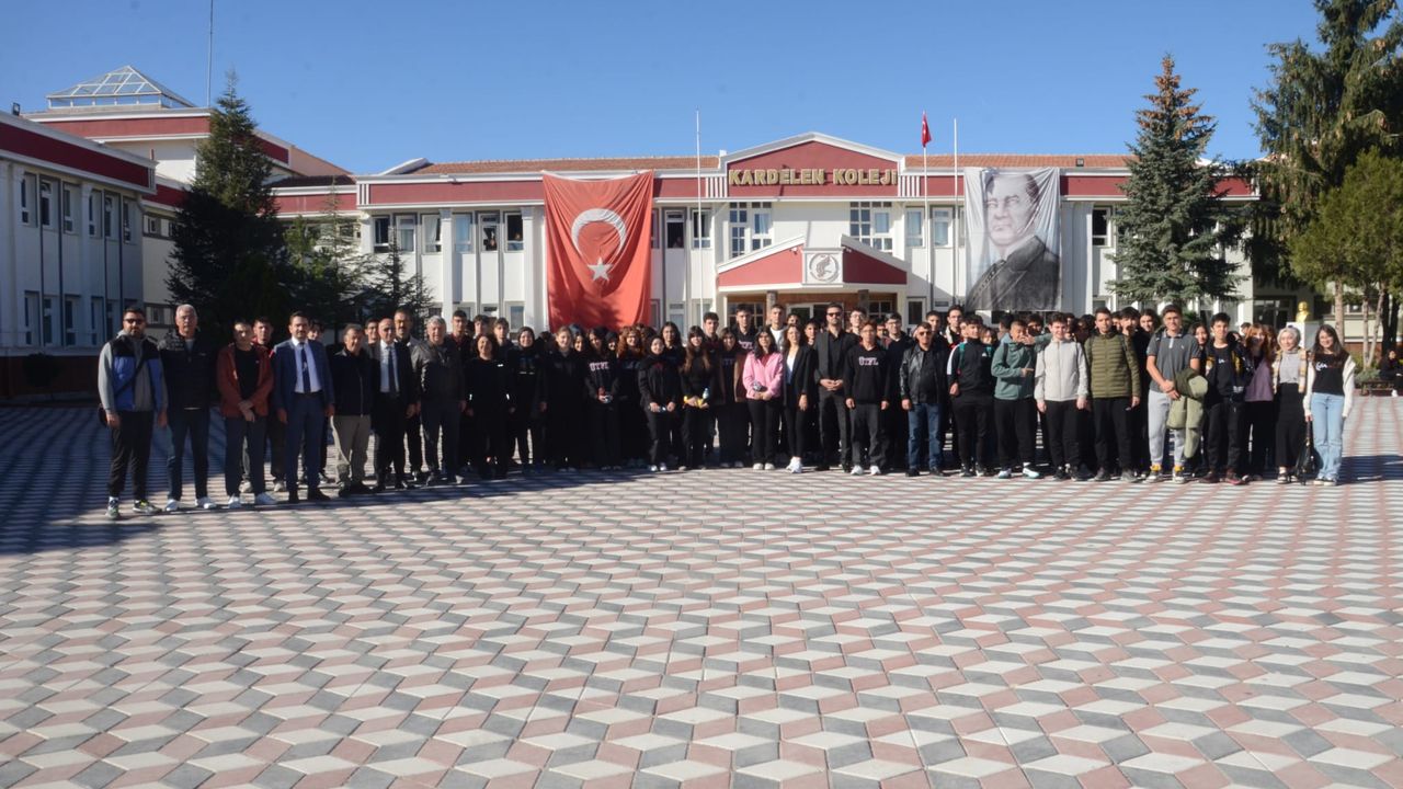 Kardelen'de Kardeş Okullarla Büyük YKS Provası