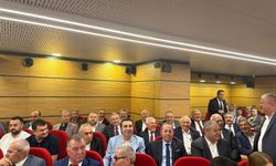 Ticaret Bakanı Bolat Esnafın Sorunlarını TESK'te Dinledi