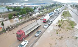 Nevşehir’de Sağanak Yağış Ulaşımı Olumsuz Etkiledi