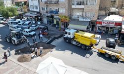 Muhtarlık İşleri Müdürlüğü’nden Bozulan Yol ve Yaya Kaldırımlarına Müdahale