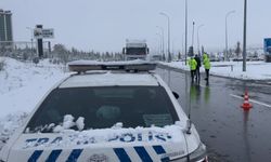 Aksaray Nevşehir ve Konya Karayolları Trafiğe Kapatıldı