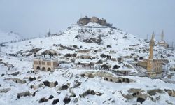 Karlı Kayaşehir, Eşsiz Manzarasıyla Büyülüyor