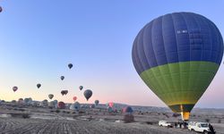 Kapadokya'da Sıcak Hava Balonları Bir Hafta Aranın Ardından Yeniden Havalandı