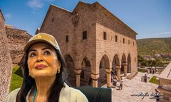 Türkan Şoray 52 Yıl Sonra, Nevşehir'de Çekilen “Mahpus” Filminin Çekim Mekanı Meryem Ana Kilisesi'ni Ziyaret Etti