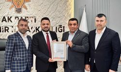 AK Parti'de Karapınar ve Ortahisar'da Bayrak Değişimi