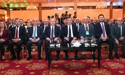 Vali Ali Fidan, Uluslararası Jeotermal Yatırım Zirvesi'ne katıldı