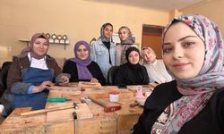 Acıgöl’de Geleneksel Sedef Kakma Sanatı Yaşatılıyor