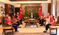 Vali Fidan’dan Kızılay’a Kurban Bağışı ve İnsani Yardım Desteği