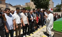 Gülsüm Karakuş Gözyaşlarıyla Son Yolculuğuna Uğurlandı