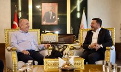 Zafer Partisi Genel Başkanı Özdağ Nevşehir’de Rasim Arı ile Kahkaha Pozu