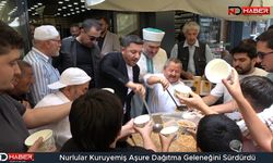 Nurlular Kuruyemiş Aşure Dağıtma Geleneğini Sürdürdü