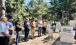 Başkan Sonugelen'den Vefa, AK Parti Kurucu Merkez İlçe Başkanı Ahmet Yalvaç Dualarla Anıldı