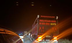 Nevşehir'de Motosiklet Seyir Halindeki Tıra Çarptı: 2 Yaralı