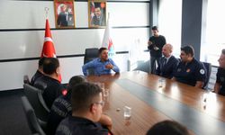 Rasim Arı, İtfaiye Personelini Kabul Etti