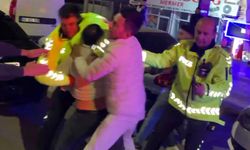 Aksaray'da Alkollü Sürücü ve Yakınları Polise Yumrukla Saldırdı: O Anlar Kamerada