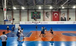 Nevşehir’de Genç Erkek Basketbol Heyecanı: Kardelen Koleji İlk Maçını Kazandı