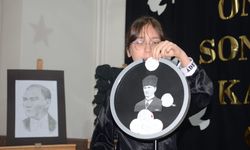 Kardelenli öğrenciler Atatürk’ü andı