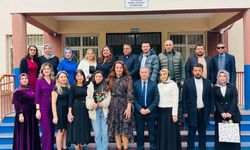 Kıratlıoğlu Mahallesi Muhtarı Süleyman Hilmi Yalçın’dan Öğretmenler Günü Ziyaretleri