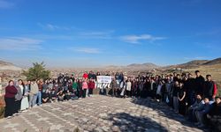 Boğaziçi Özel Öğretim Kursu Ağaç Dikme Etkinliğiyle Doğaya Katkı Sundu