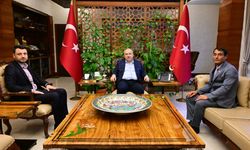 Vali Ali Fidan, AK Parti Gülşehir İlçe Başkanı Turan Balak ve Yeşilli Köyü Muhtarı Bektaş Demir’i Kabul Etti