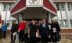 Özel Kardelen Fen ve Anadolu Lisesinde şampiyonlar ödüllendirildi