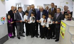 Mehmet Gülen İlkokulunun Çok Amaçlı Salonu Açılarak Çeşitli Etkinliklere Ev Sahipliği Yaptı