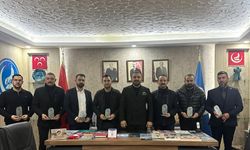 Ülkü Ocakları Nevşehir İl Başkanı Musa Şevik'ten İlçe Başkanlarına Teşekkür Plaketi