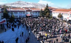 Nevşehir Tarihinin En Kalabalık Bursluluk Sınavı Kardelen’de Yapıldı