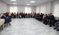 Özel İnsanlar Müzik Dolu Gecede Doyasıya Eğlendi