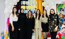 Özel Zeynep Ana Eğitim Kadrosu ve Öğrencilerde Karne Heyecanı