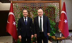 Vali Ali Fidan, Güray Müze Sahibi Mustafa Güray Tüysüz’e Tebrik Etti