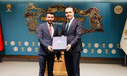 Yılın Enleri Kapsamında Nevşehir’e Ödül AK Parti Nevşehir Gençlik Kolları Başkanı Necati Yurtbilir Törene Damga Vurdu