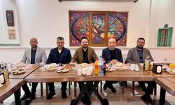 AK Parti Nevşehir Teşkilatı Nar Hasbihal Kafe’de İftar Sofrasında Buluştu