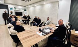 AK Parti Nevşehir Heyetinden Gürbüz Dinç’e Ziyaret