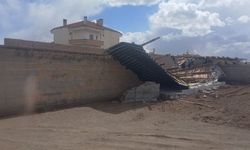 Derinkuyu’da Fırtına Çatıyı Böyle Uçurdu: Maddi Hasar Büyük