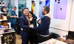 Başkan Arı, İftar Öncesi Meteris Meydanı’nda Esnaf ve Vatandaşlarla Buluştu