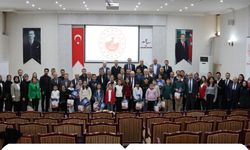 "Nevşehir Okuyor" Projesinde Simya Koleji Öğrencisi Zeki Çakabey Erdoğan'dan Büyük Başarı!