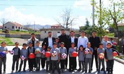 Ülkü Ocakları Çocukların Kalbine Dokundu