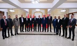 Pınarbaşı ve Başkanlar Nevşehir Valisi KÖK' e Hayırlı Olsun Ziyaretinde Bulundu