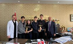 Münazara Yarışmalarında Lider Yine Kardelen