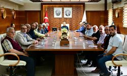 Vali Hüseyin Kök, Mahalle Muhtarlarını Makamında Kabul Etti