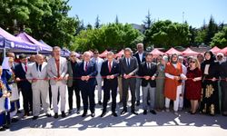 Vali Hüseyin Kök, Hayat Boyu Öğrenme Şenliği Kapsamında Açılan Kursların Sergisini Ziyaret Etti