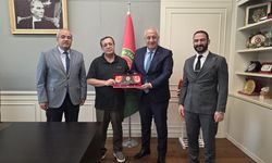 İş İnsanı Emin Koçak ve Beraberindeki Heyetten Yargıtay Cumhuriyet Başsavcı Vekili Rıdvan Gündoğdu’ya Ziyaret