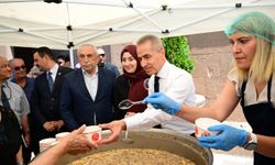 Vali Hüseyin Kök, Hacı Bektaş-ı Velî Dergâhı'nda Dua Edip Aşure Programına Katıldı
