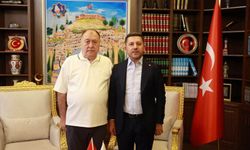 NTSO Başkanı Parmaksız’dan Belediye Başkanı Arı'ya Nezaket Ziyareti