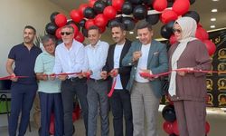 Akademi Eğitim Kurumları 2000 Evler Mahallesi’ndeki Yeni Şubesini Coşkulu Bir Törenle Hizmete Açtı
