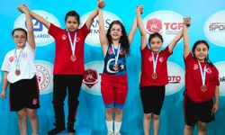 Necip Fazıl Kısakürek İlkokulu Öğrencimiz Hilal Su Çelik Türkiye Şampiyonu Oldu