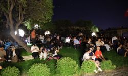 Nevşehirliler Perseid Meteor Yağmurunu Kalede Canlı Müzikle İzledi